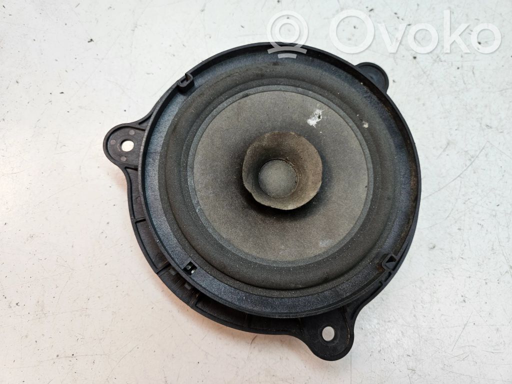 Renault Koleos I Altavoz de la puerta delantera 