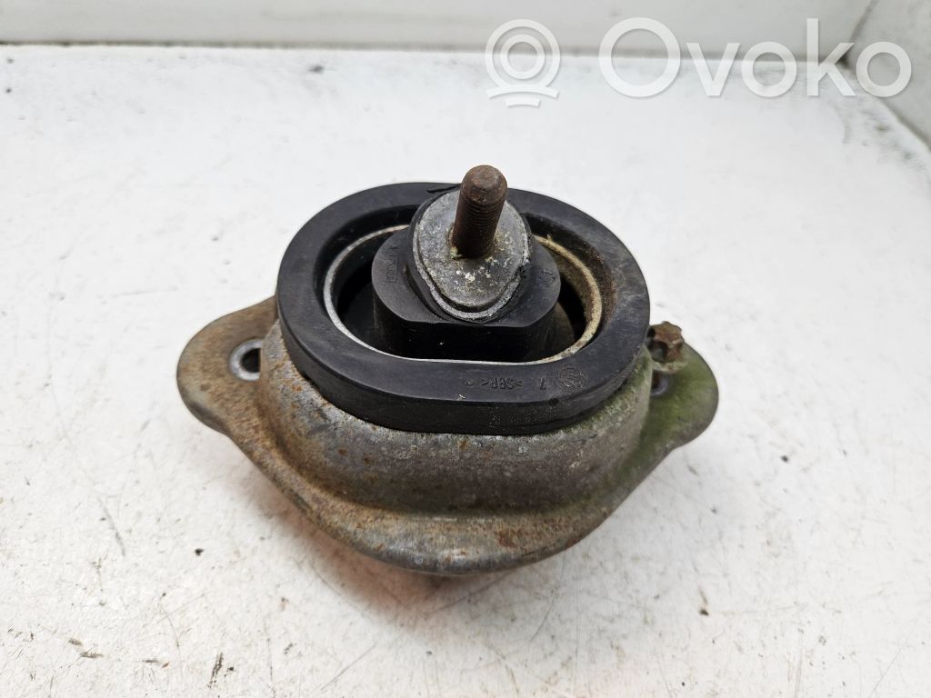 BMW X5 E53 Engine mount bracket 