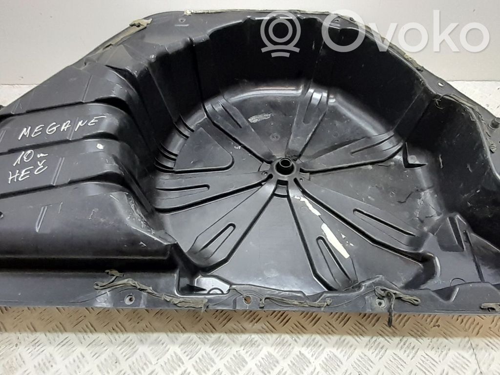 Renault Megane III Podłoga bagażnika 