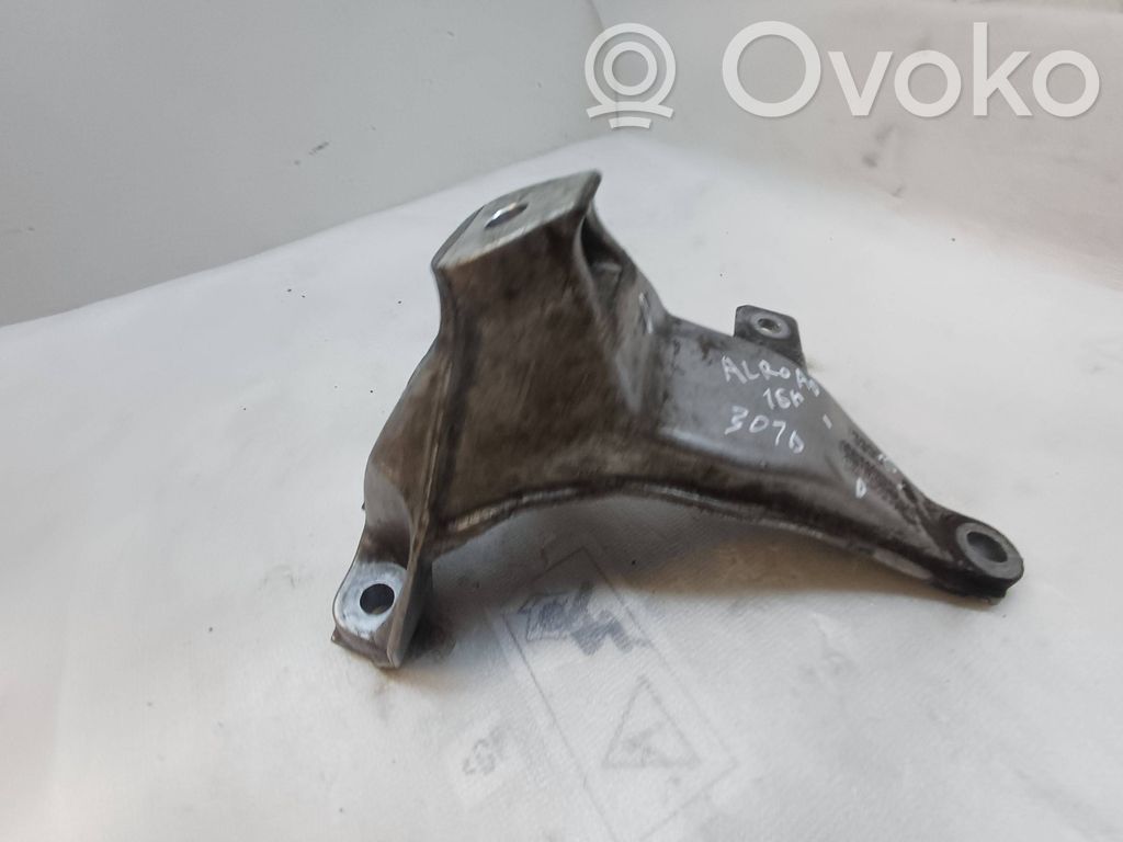 Audi A6 Allroad C7 Engine mounting bracket 