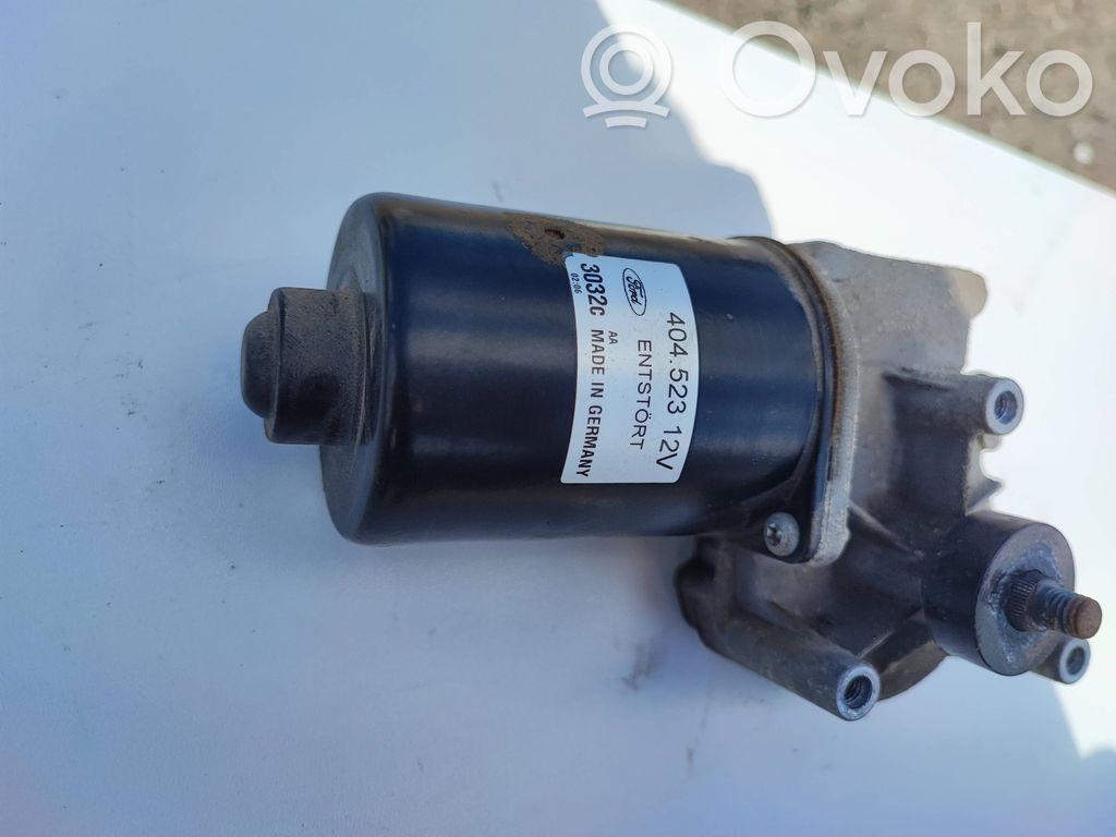 Motor del limpiaparabrisas   404523,3032C