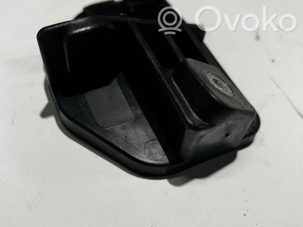 Front bumper mounting bracket   BK2117K543BAW,604075,BH2AB