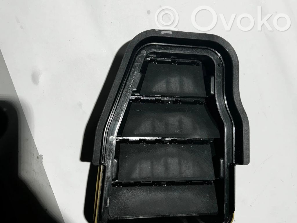 Ford Transit Custom Ventilācijas režģis 