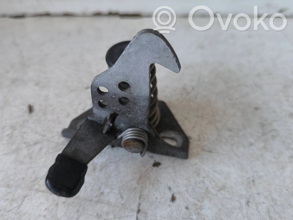 Engine bonnet/hood lock/latch loop/hook
