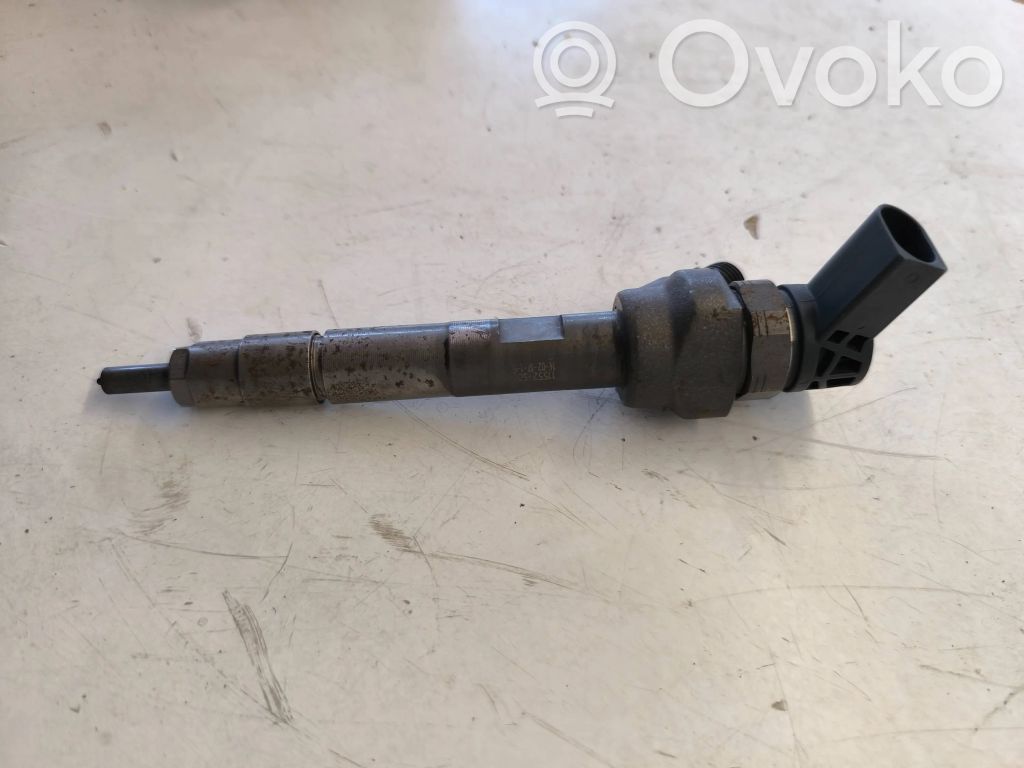 BMW 5 F10 F11 Fuel injector 