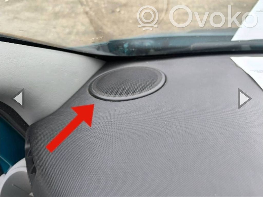 Renault Trafic II (X83) Maskownica głośnika bocznego deski rozdzielczej 