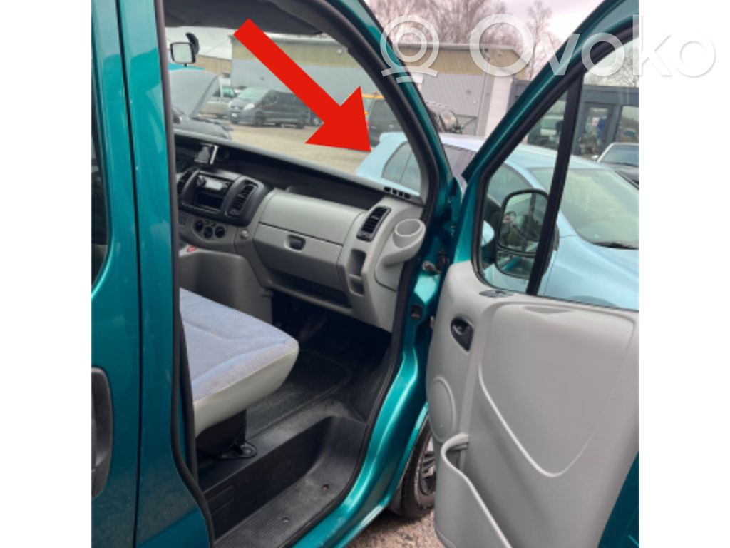 Renault Trafic II (X83) Ramka głośnika bocznego deski rozdzielczej 