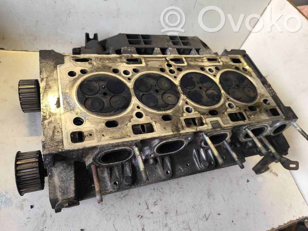 Renault Master II Engine head 