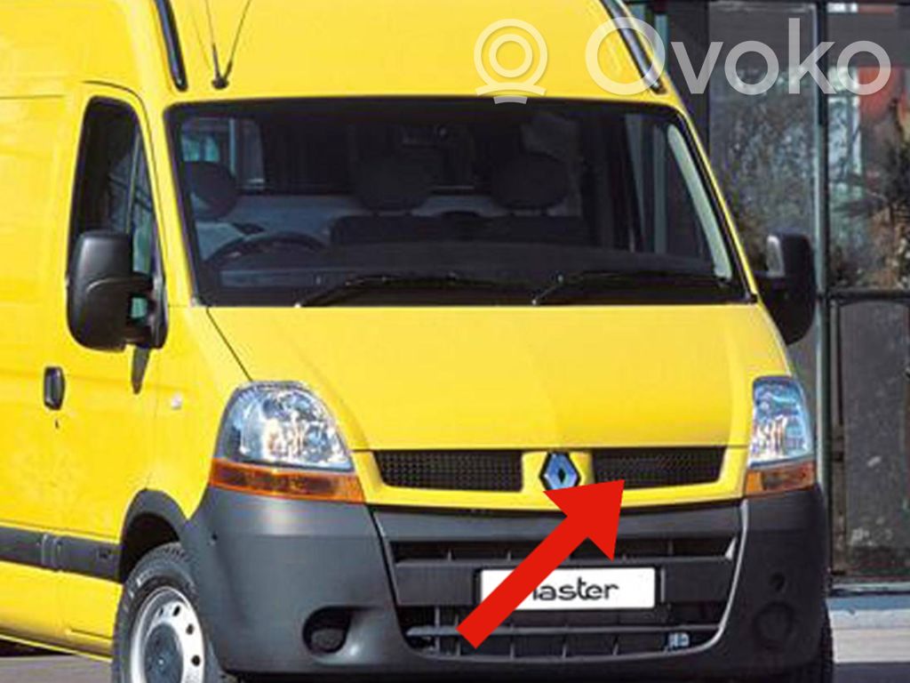Renault Master II Front bumper upper radiator grill 
