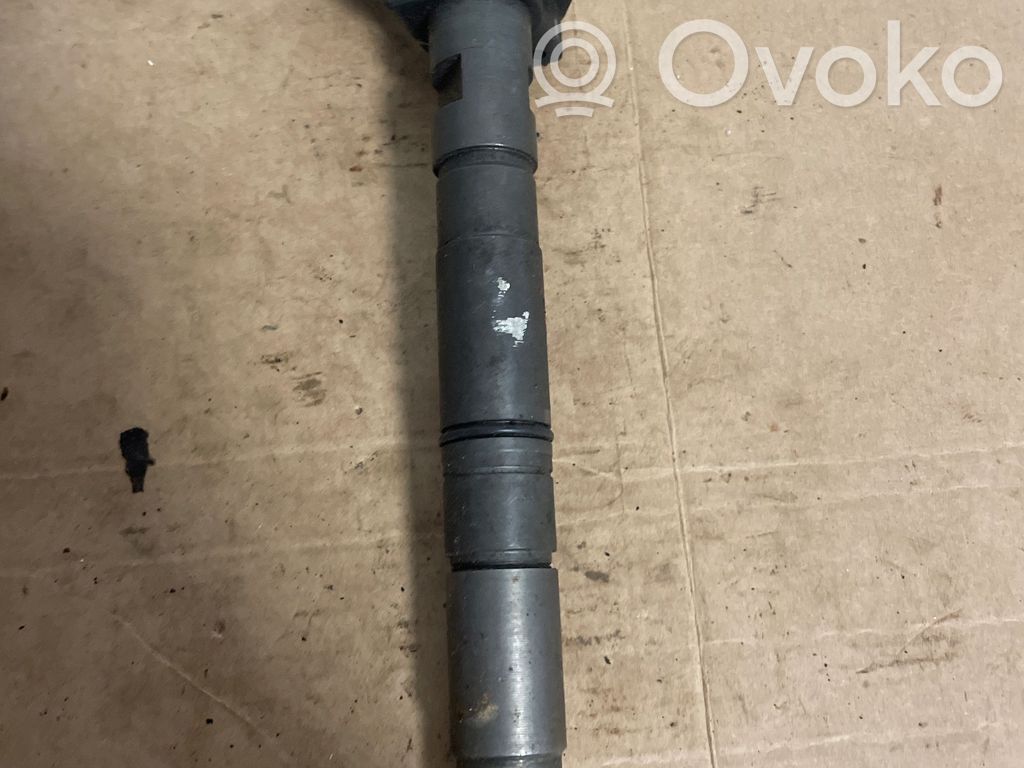 Volkswagen Touareg II Inyector de combustible 