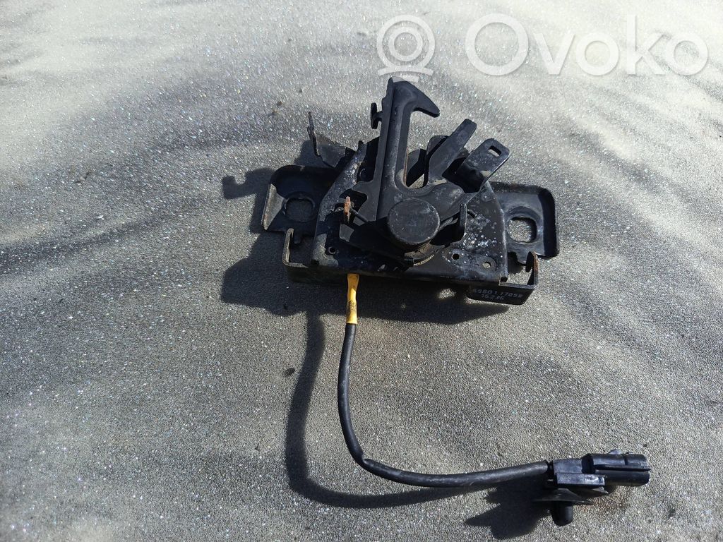 Opel Vivaro Engine bonnet/hood lock/catch 