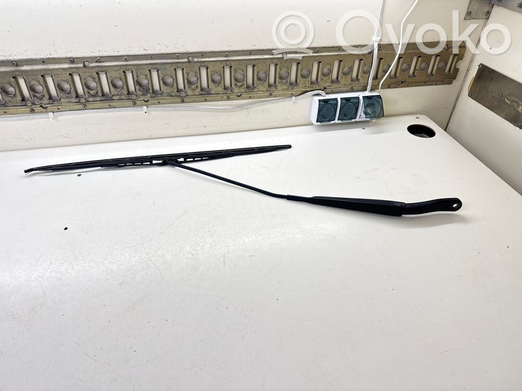 Renault Master III Wischerarm vorne 