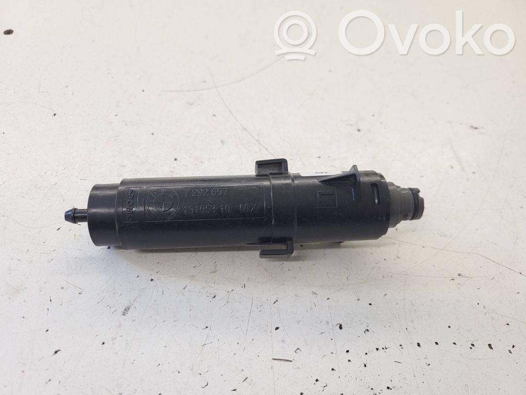 BMW X5 F15 Dysza spryskiwacza lampy przedniej 