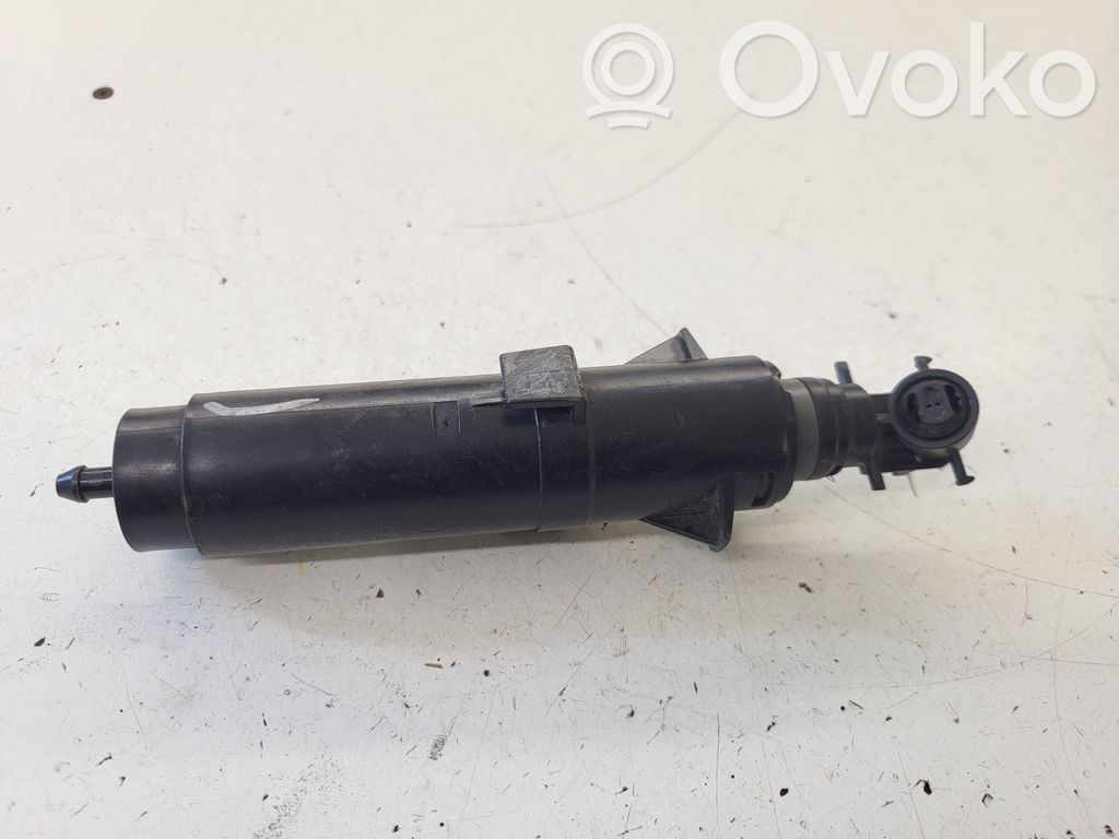 BMW X5 F15 Dysza spryskiwacza lampy przedniej 