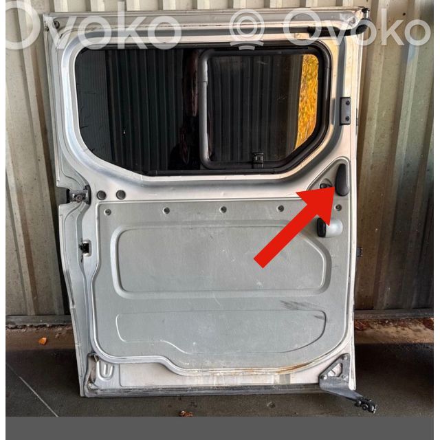 Opel Vivaro Klamka wewnętrzna drzwi bocznych / przesuwnych 