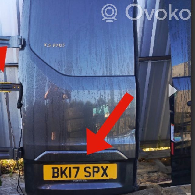 Ford Transit Custom Trunk door license plate light bar 