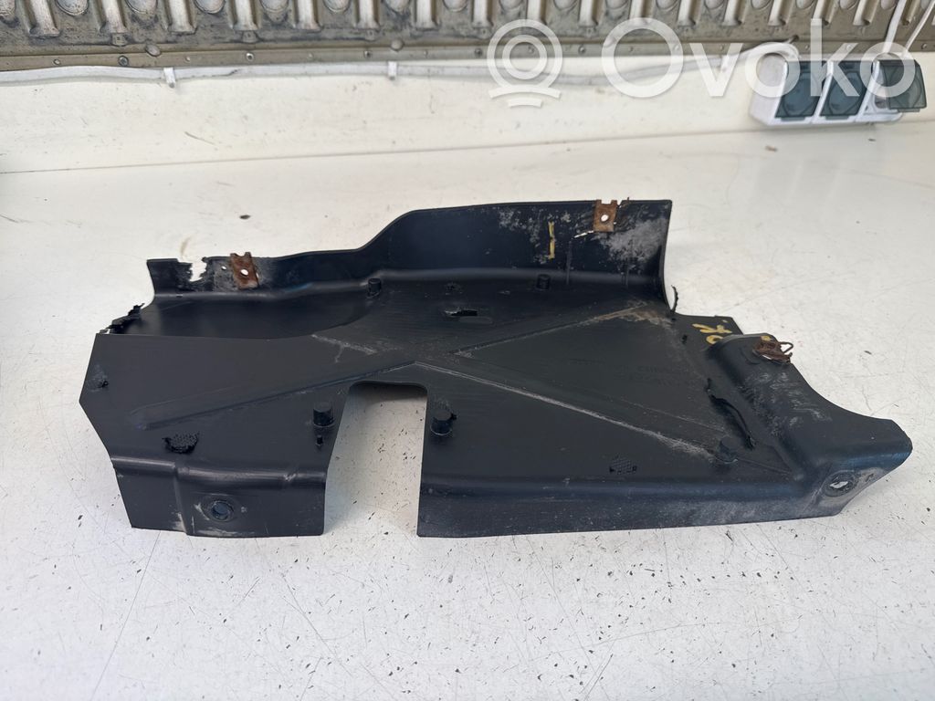 Opel Vivaro Engine splash shield/under tray 