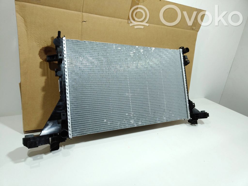 Renault Master III Radiateur de refroidissement 