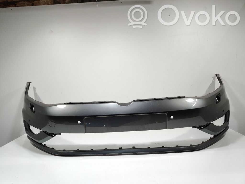 Volkswagen Golf VII Priekinis bamperis 