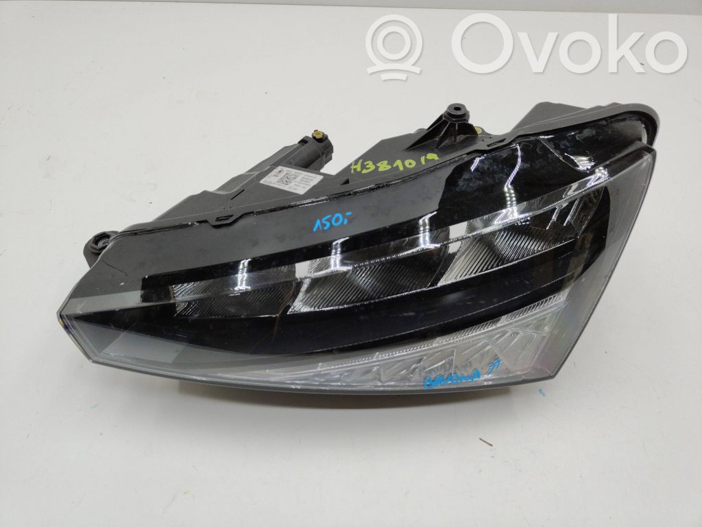Skoda Scala Headlight/headlamp 