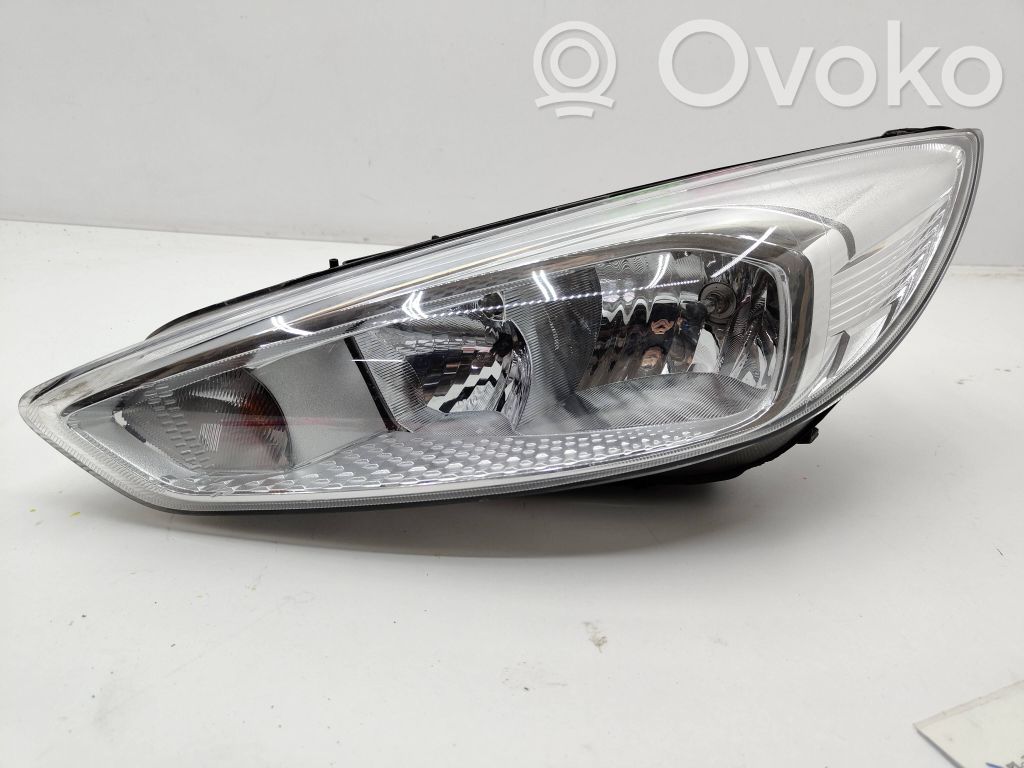 Ford Focus Scheinwerfer 