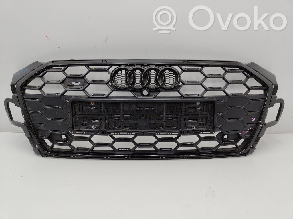 Audi A5 Etusäleikkö 