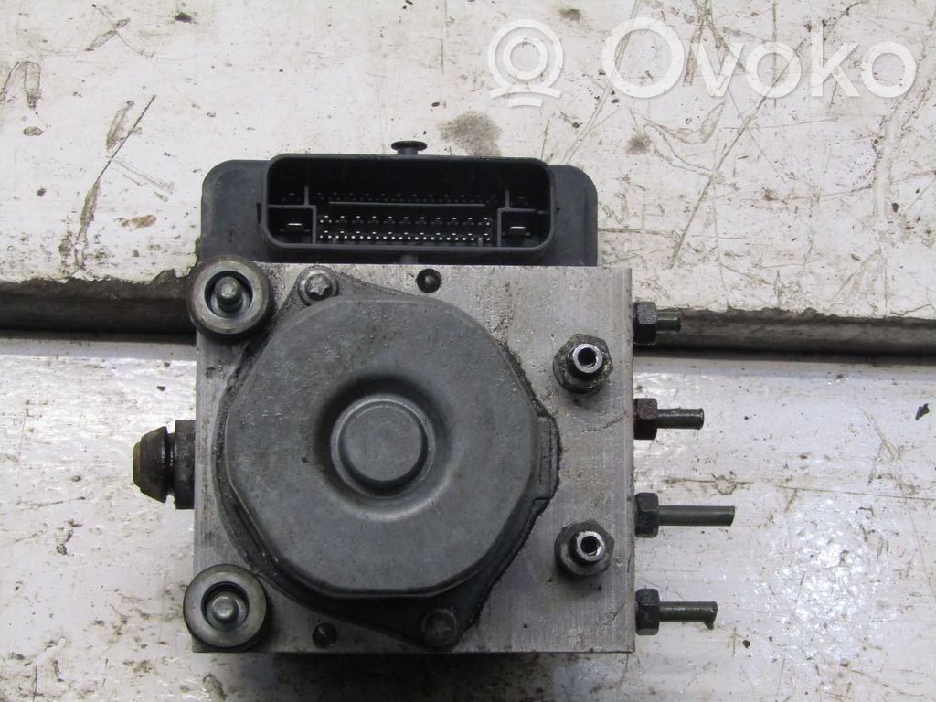 Nissan X-Trail T32 ABS bloks 