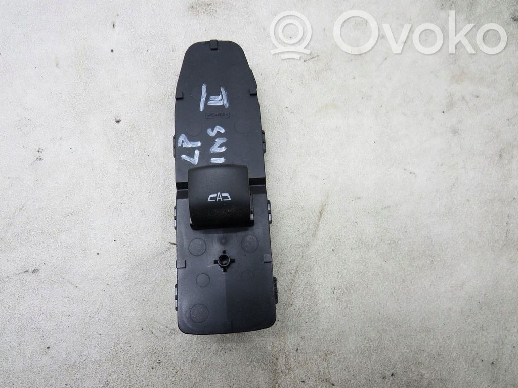Opel Insignia B Electric window control switch 