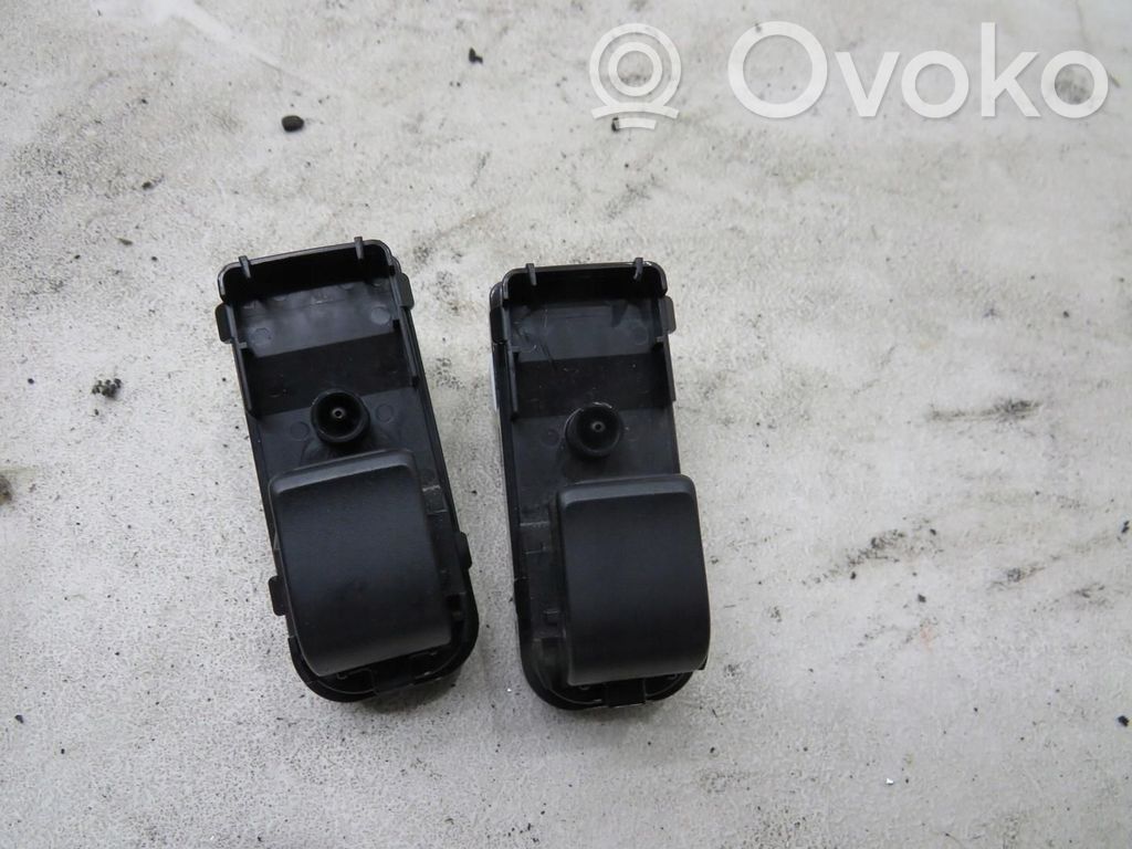 Mazda 2 Electric window control switch 
