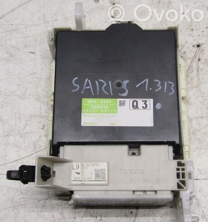 Toyota Yaris Comfort/convenience module 