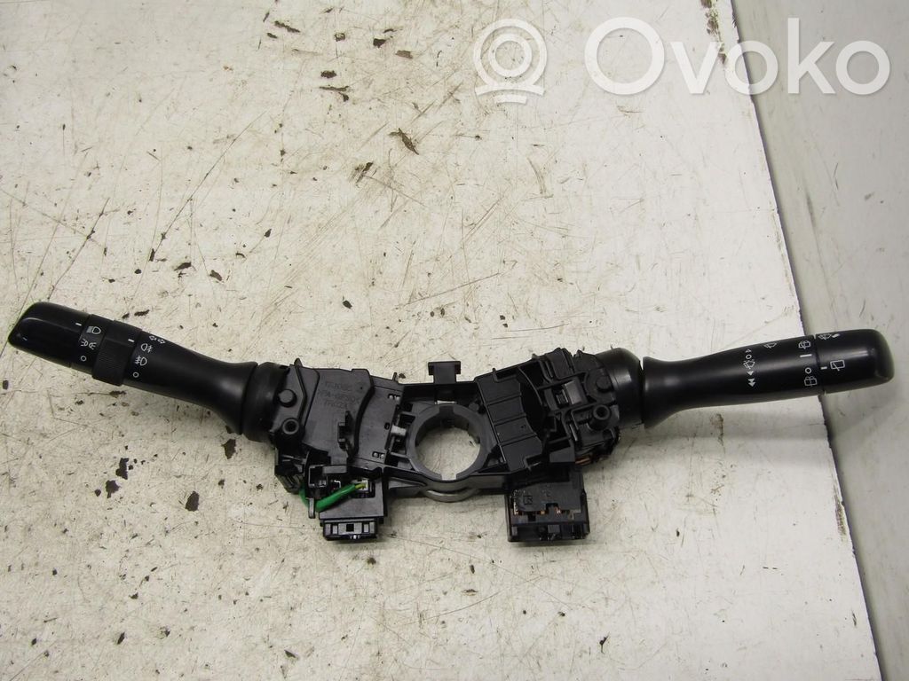 Toyota Aygo AB40 Interruptor del limpiafaros 