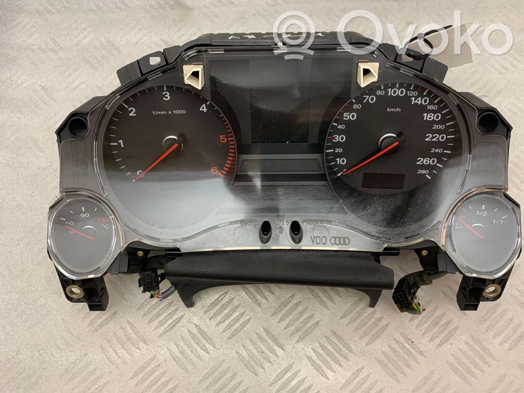 Audi A8 S8 D4 4H Geschwindigkeitsmesser Cockpit 