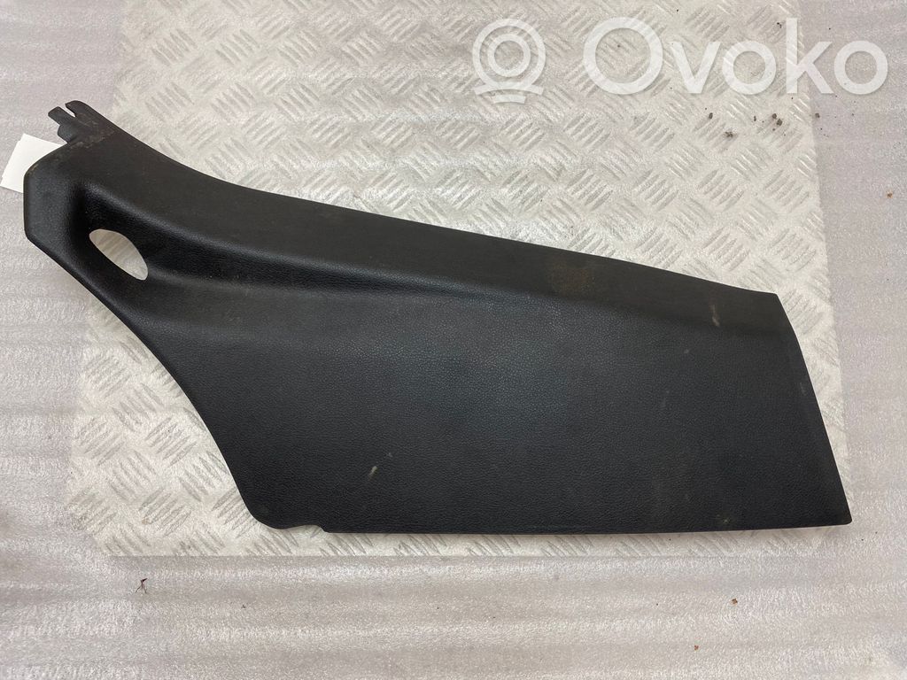 BMW 2 F46 Moldura del pillar (D) (Inferior) 