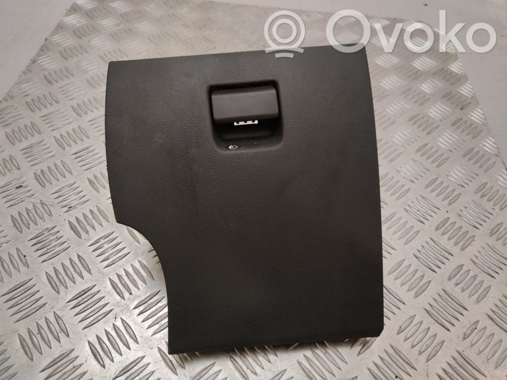 Peugeot 508 Glove box lid/cover 