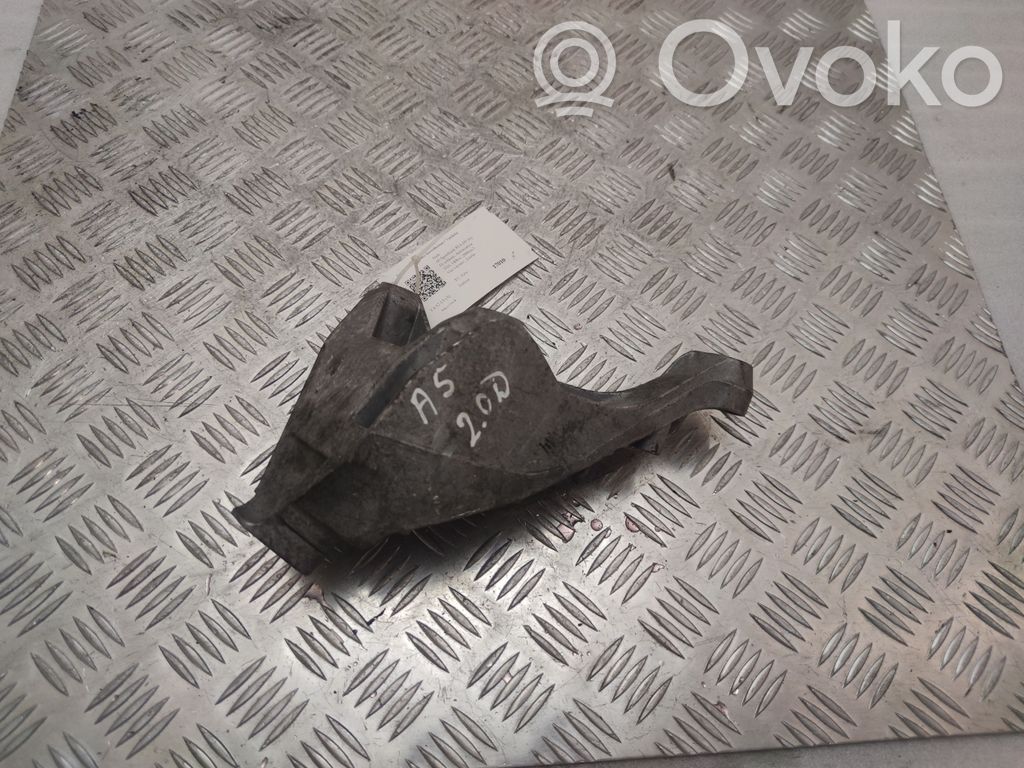 Audi A5 Sportback 8TA Engine mounting bracket 