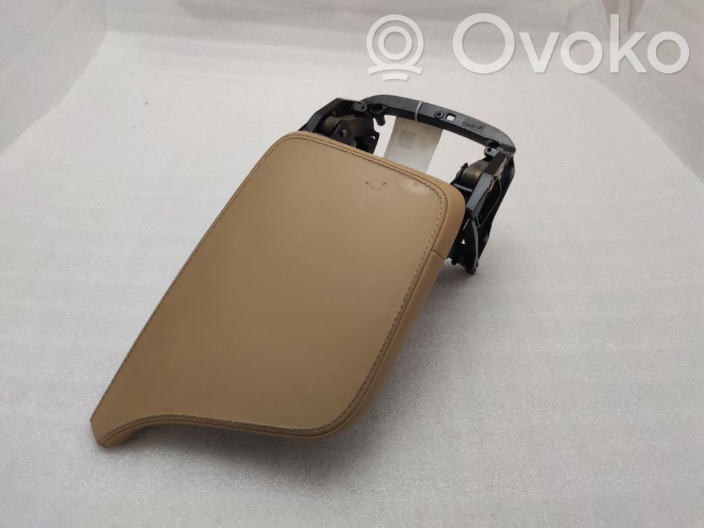 Armrest   31420995
