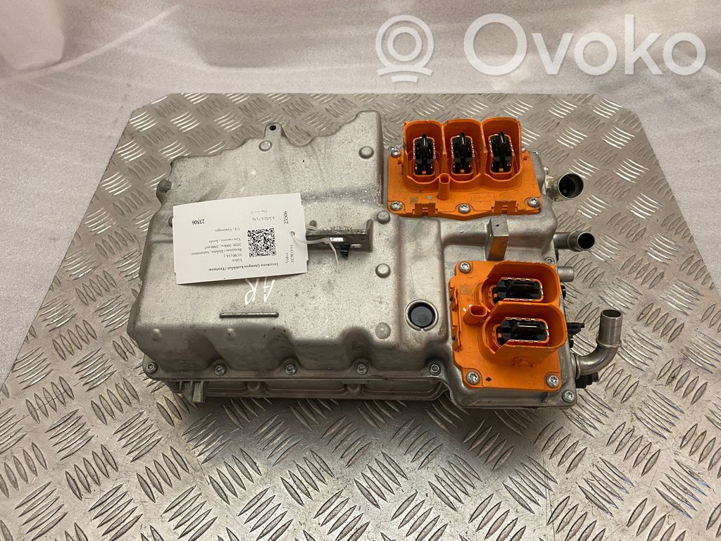 Inversor/convertidor de voltaje   31673216