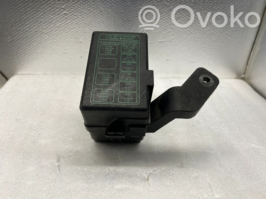 KIA Sorento Fuse module 