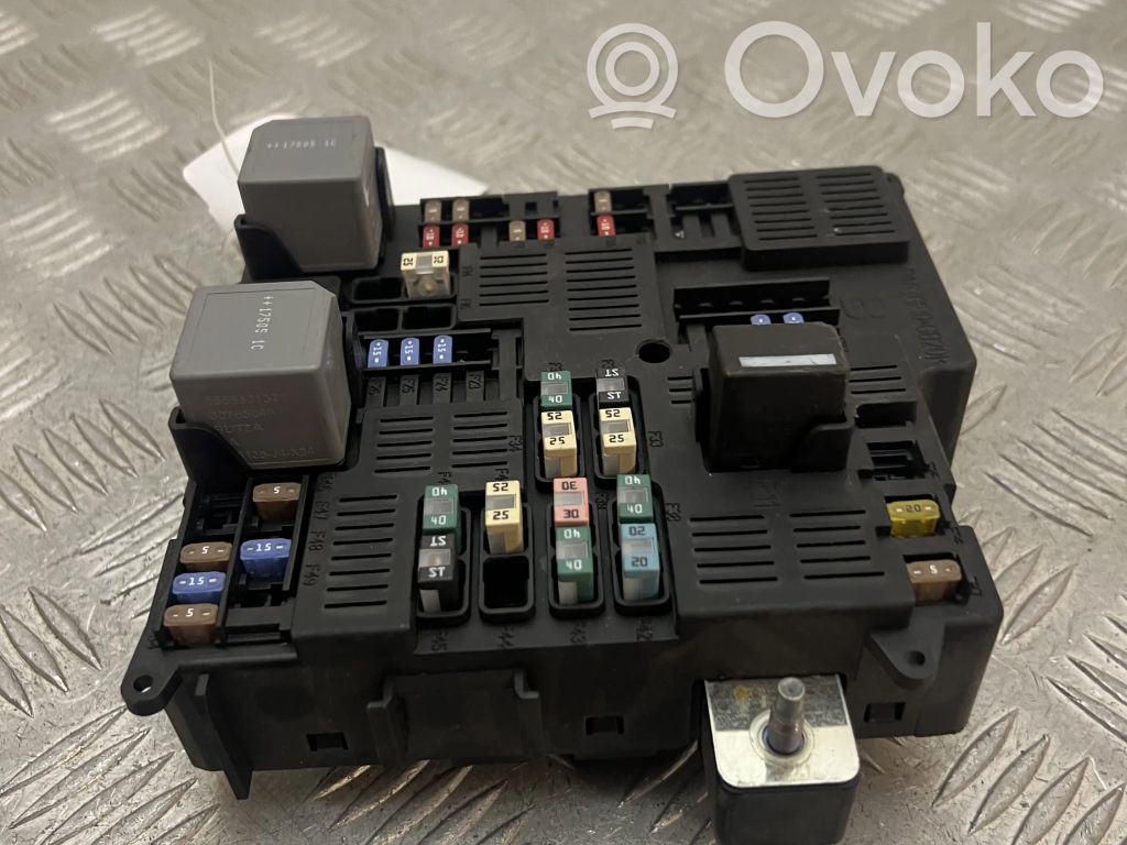Volvo XC60 Módulo de fusible 