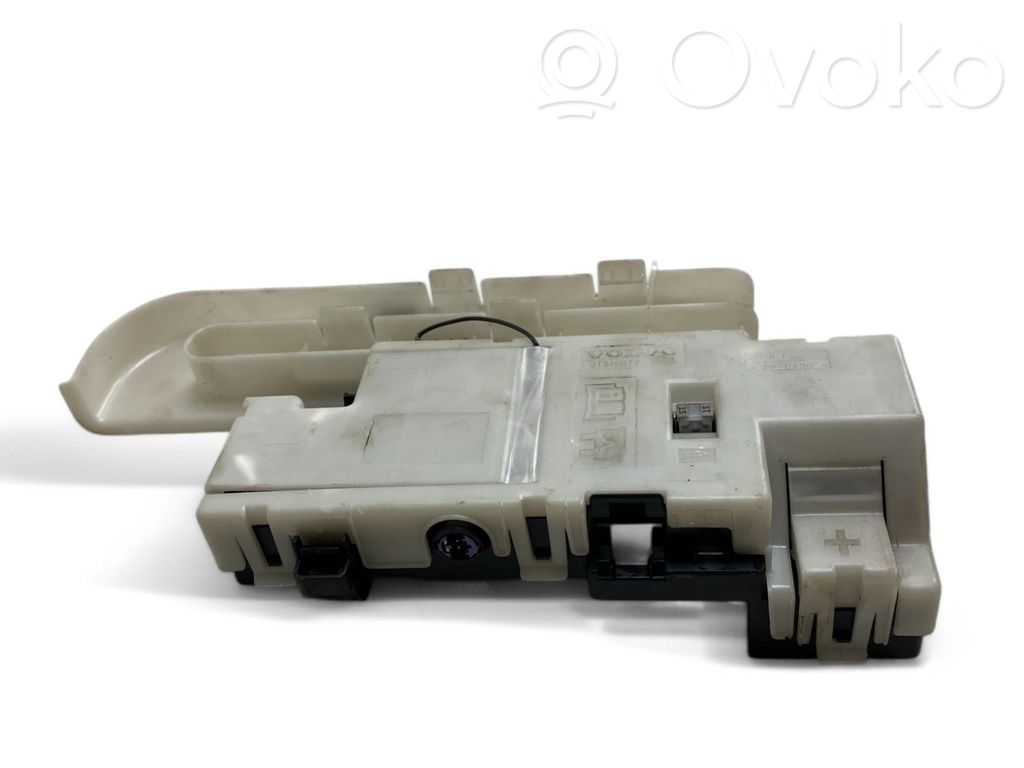 Volvo XC90 Fusible del relé de la batería 