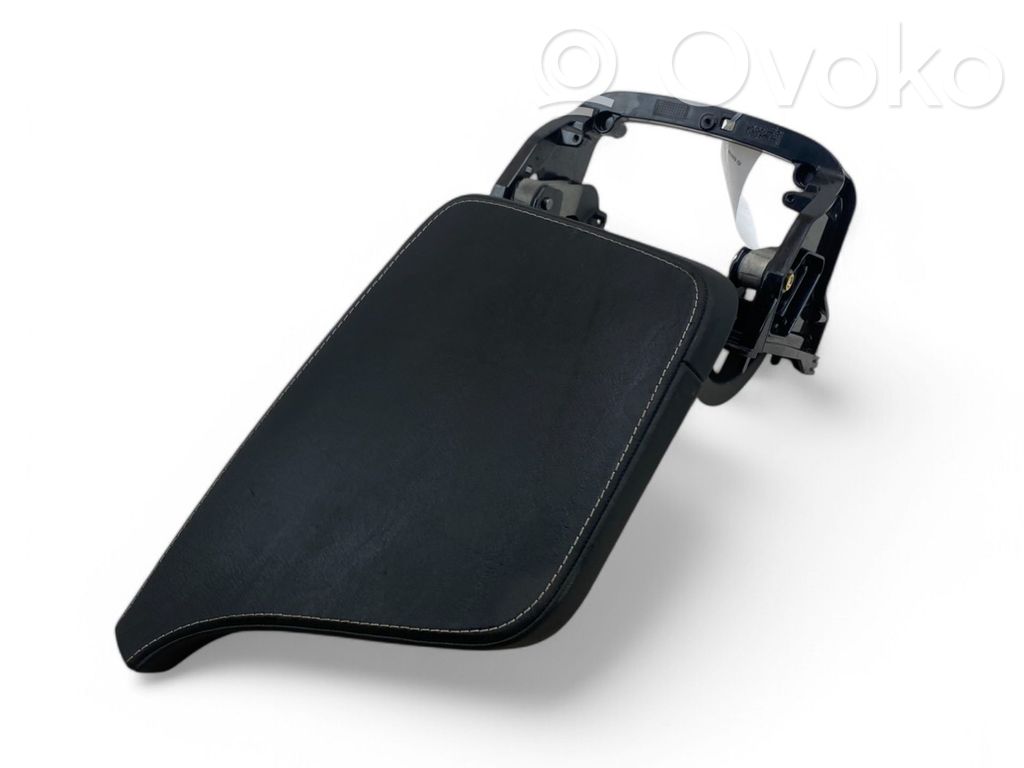 Volvo XC90 Armrest 
