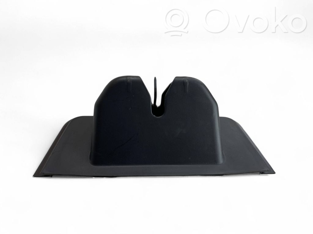Porsche Cayenne (92A) Tailgate/boot lid lock trim 