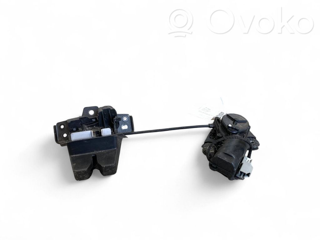 Volvo XC60 Loading door lock 