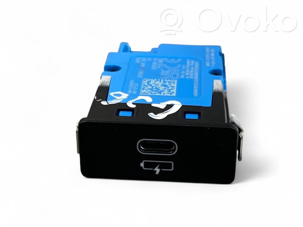 USB socket connector   5A84161