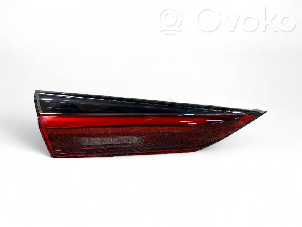 BMW i4 Tailgate rear/tail lights 