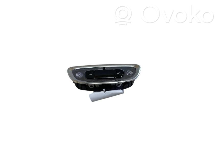 Volvo XC90 Lampă scaun spate 