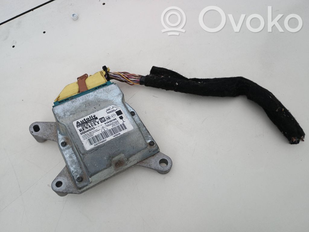 Renault Trafic II (X83) Airbag control unit/module 