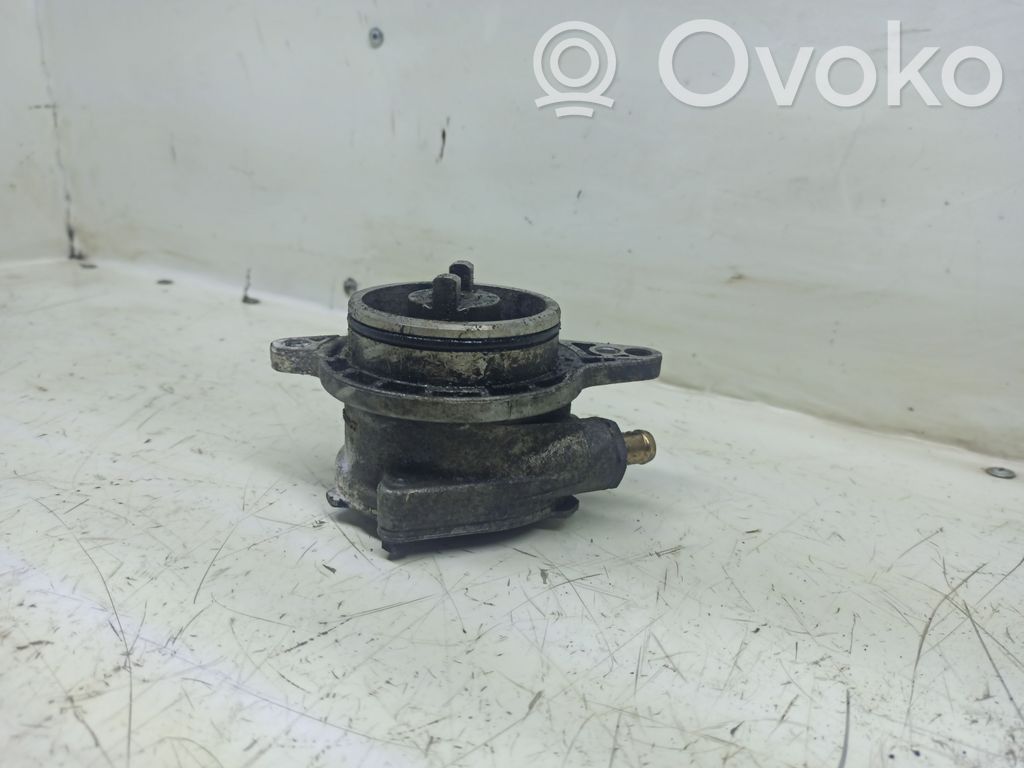 Vacuum pump   2249939