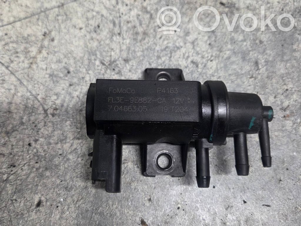 Turbo solenoid valve   FL3E9E882CA,70466305