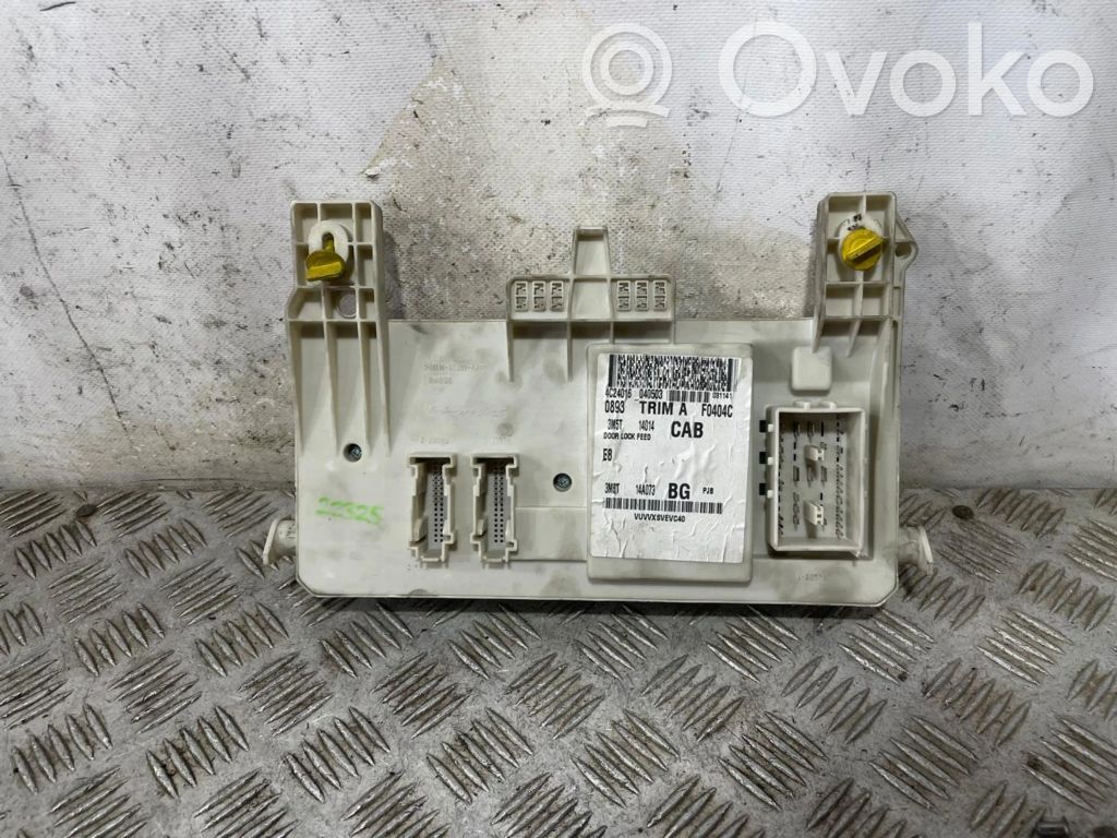 Ford Focus C-MAX Fuse module 